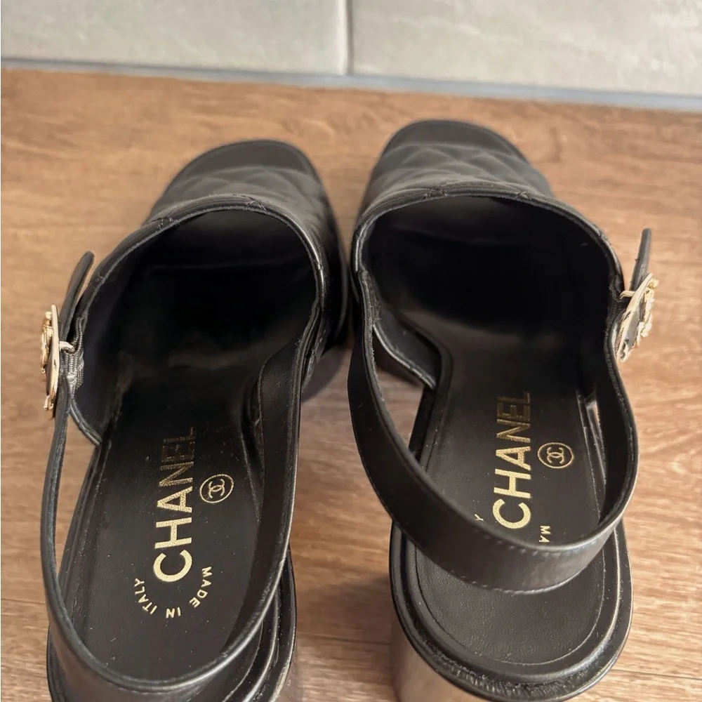 CHANEL Black Quilted Platform Sandals - Authentic - Size 39 - Like New - Picture 5 of 11